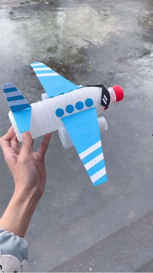 塑料瓶做網(wǎng)紅飛機(jī),打造創(chuàng)意網(wǎng)紅飛機(jī)，環(huán)保飛行新風(fēng)尚